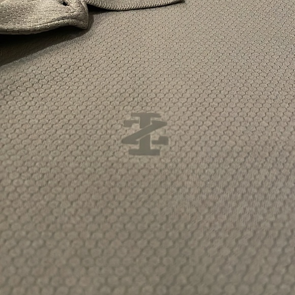 IZOD golf shirt - Picture 2 of 3